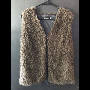 Wenxi Faux Fur Vest